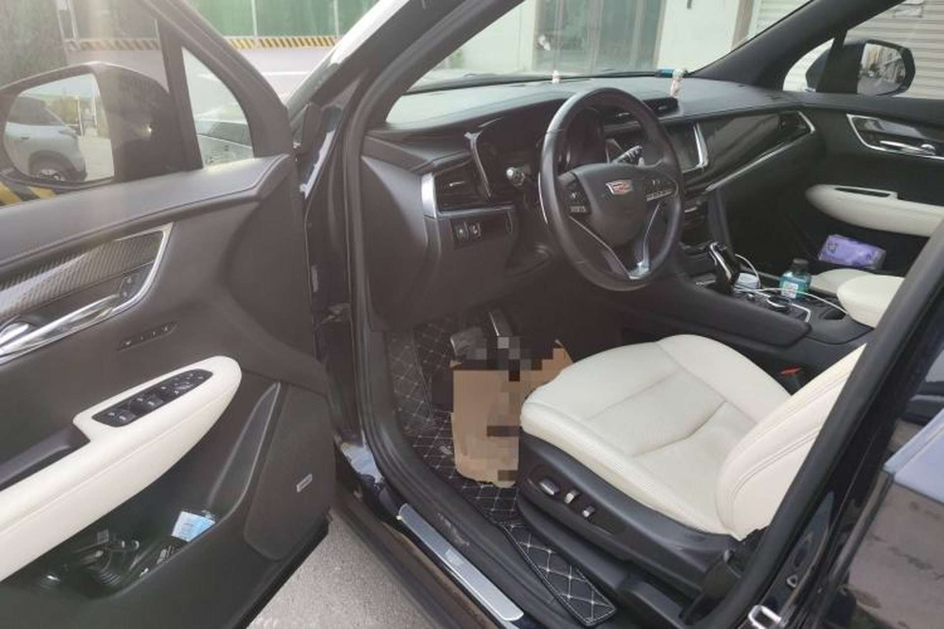 Used Cadillac XT6 2020 28T Six-Seater Luxury Sporty Enjoy-the-Comfort Safety Edition Driver Seat
