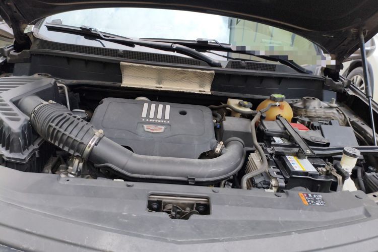Used Cadillac XT6 2020 28T Six-Seater Four-Wheel-Drive Luxury Version Engine Bay Left