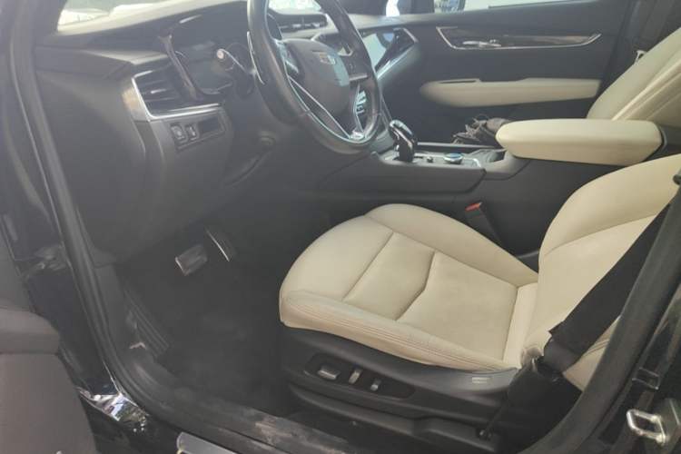 Used Cadillac XT6 2020 28T Seven-Seater Luxury Version Left Front Seat