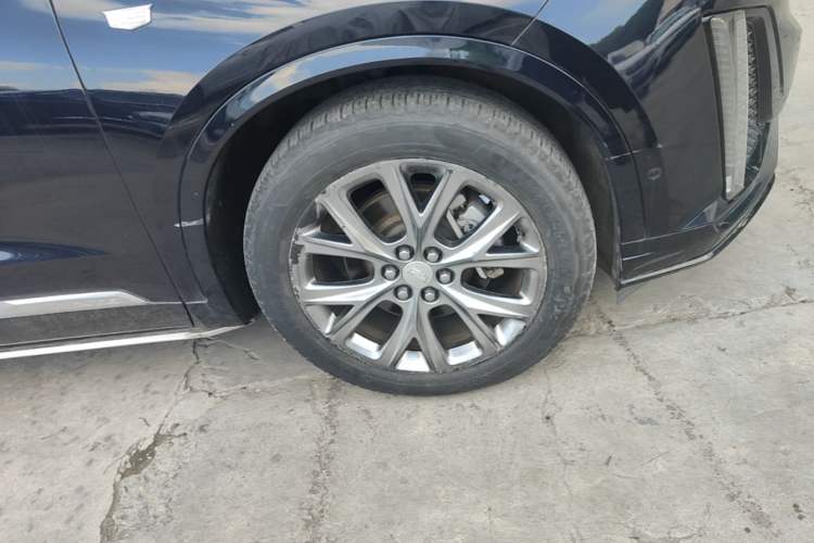 Used Cadillac XT6 2020 28T Seven-Seater Luxury Version Right Front Wheel Hub