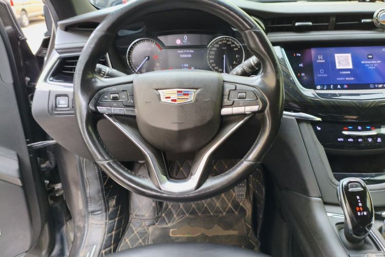 Used Cadillac XT6 2020 28T Six-Seater Four-Wheel-Drive Luxury Version Steering Wheel