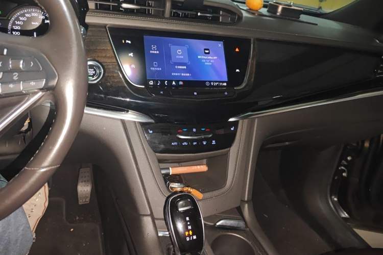 Used Cadillac XT6 2020 28T Six-Seater Luxury Version Audio And AC Panel