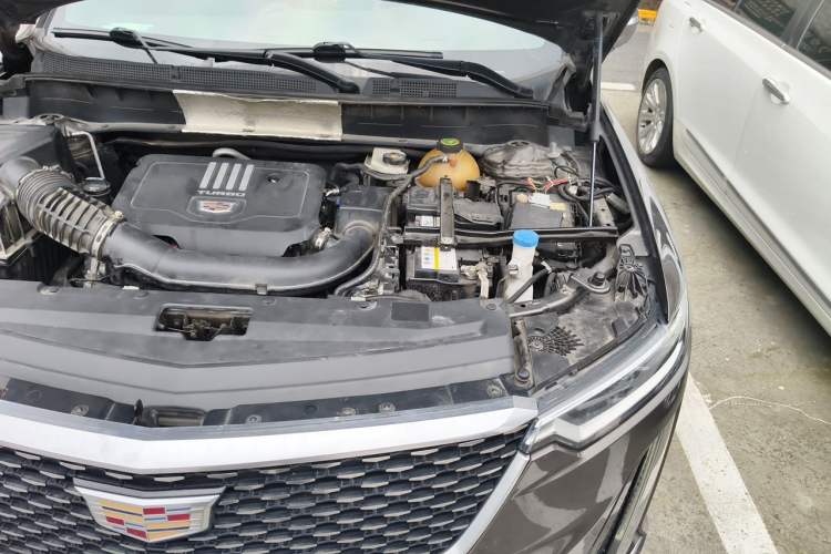 Used Cadillac XT6 2020 28T Six-Seater Luxury Version Engine Bay Left