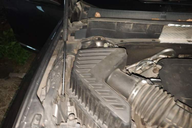 Used Cadillac XT6 2020 28T Six-Seater Luxury Version Engine Bay Right