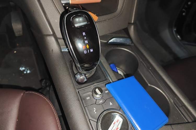 Used Cadillac XT6 2020 28T Six-Seater Luxury Version Gear Lever