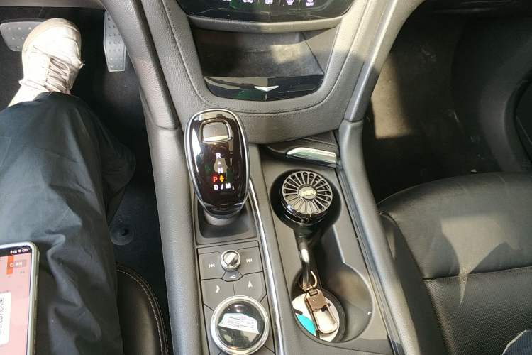Used Cadillac XT6 2020 28T Six-Seater Luxury Version Gear Lever