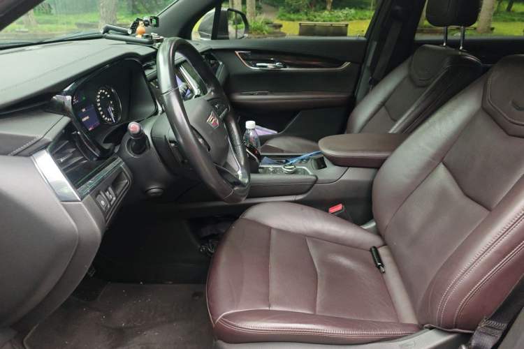 Used Cadillac XT6 2020 28T Six-Seater Luxury Version Left Front Seat