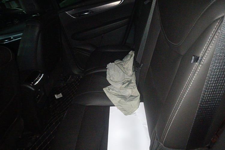 Used Cadillac XT6 2020 28T 7-Seater Four-Wheel Drive Luxury Version Left Rear Seat