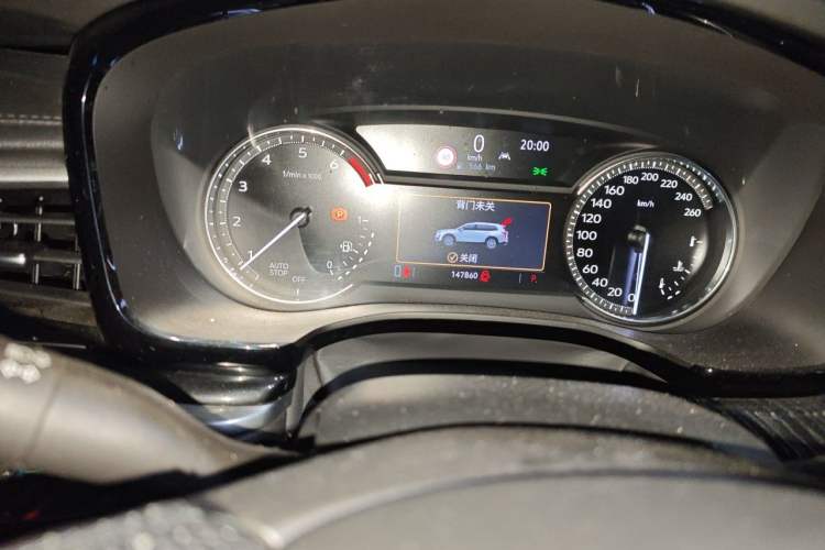 Used Cadillac XT6 2020 28T Six-Seater Luxury Version Odometer Close Up