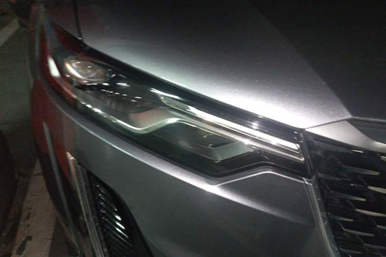 Used Cadillac XT6 2020 28T 7-Seater Four-Wheel Drive Luxury Version Right Front Headlight