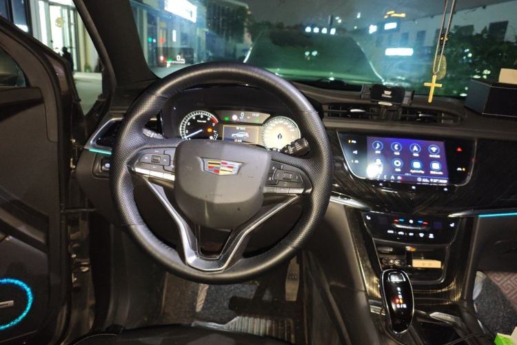 Used Cadillac XT6 2020 28T Six-Seater Luxury Version Steering Wheel