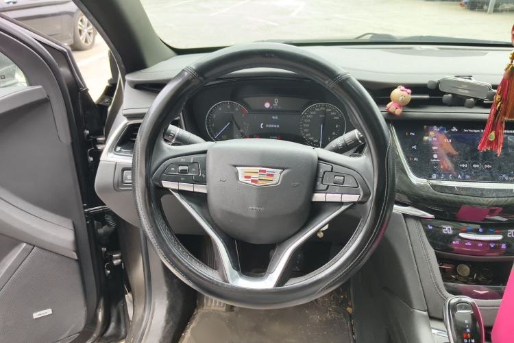 Used Cadillac XT6 2020 28T Six-Seater Luxury Version Steering Wheel