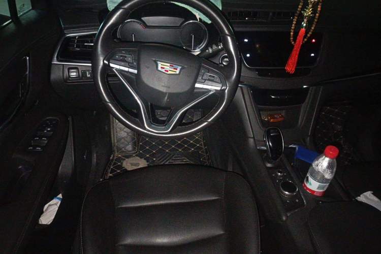 Used Cadillac XT6 2020 28T 7-Seater Four-Wheel Drive Luxury Version Steering Wheel