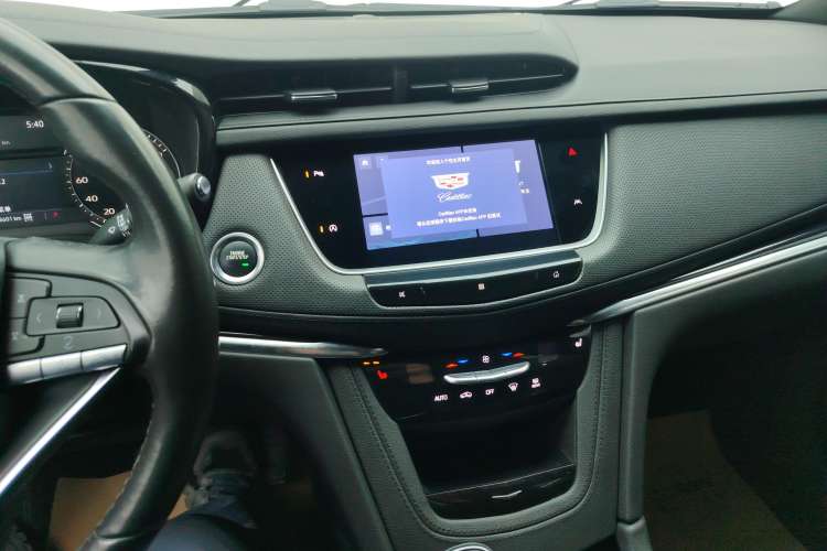 Used Cadillac XT6 2020 28T 7-Seater Four-Wheel Drive Luxury Version Audio And AC Panel