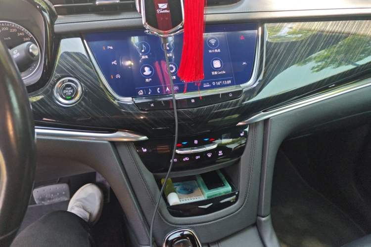 Used Cadillac XT6 2020 28T Seven-Seater Luxury Version Audio And AC Panel