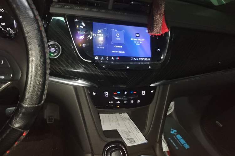 Used Cadillac XT6 2020 28T Seven-Seater Four-Wheel-Drive Luxury Version Audio And AC Panel