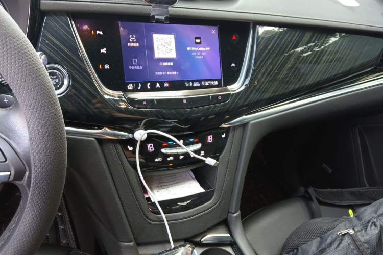 Used Cadillac XT6 2020 28T Six-Seater Luxury Version Audio And AC Panel