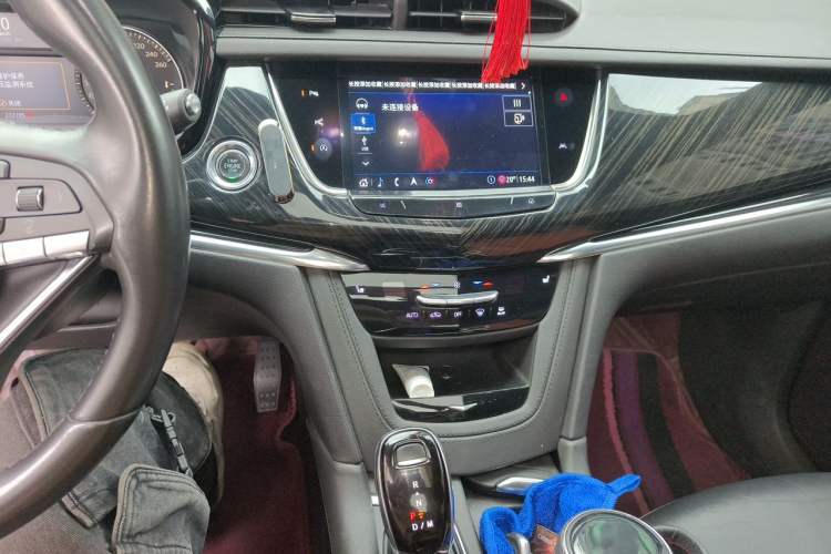 Used Cadillac XT6 2020 28T Six-Seater Luxury Version Audio And AC Panel