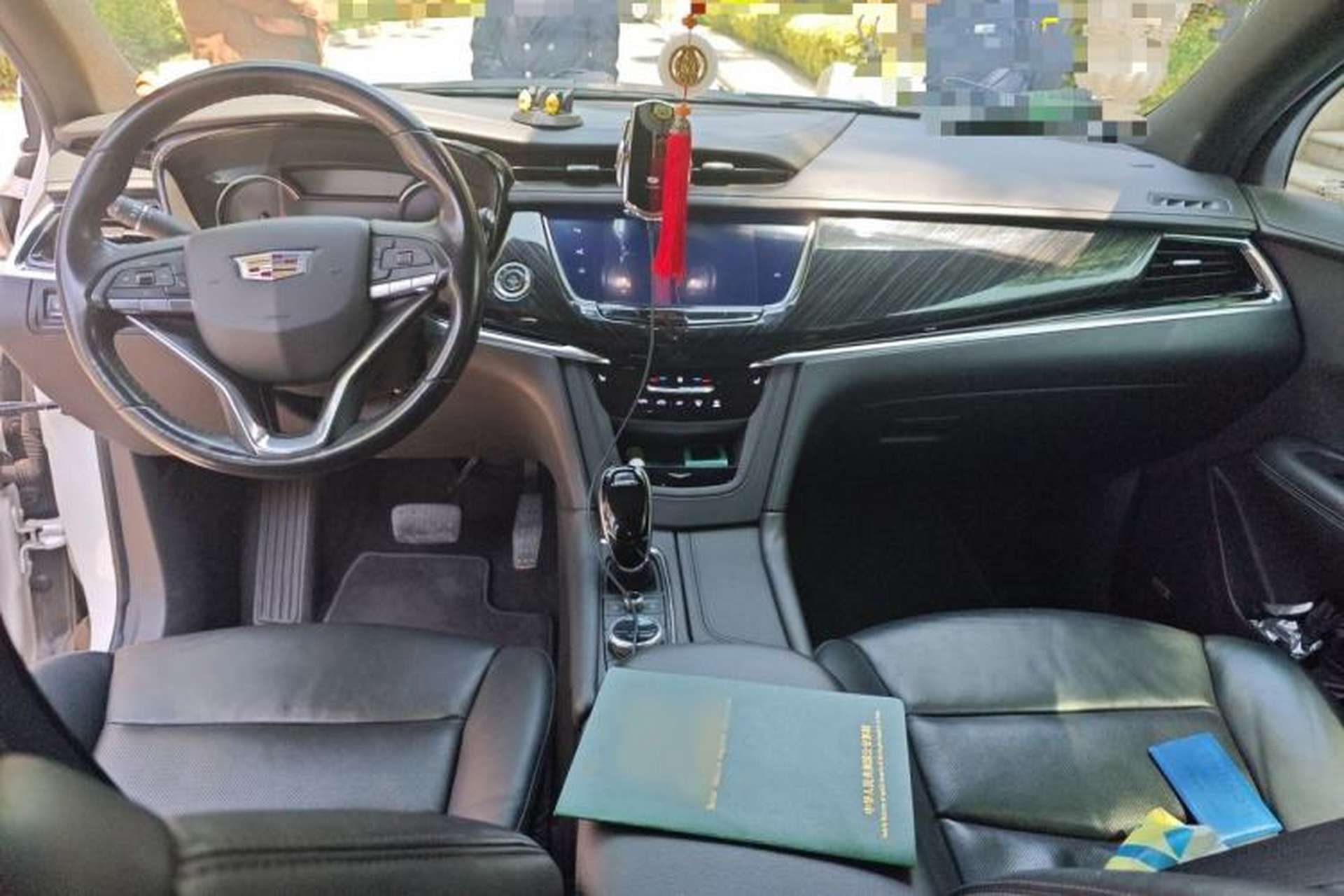 Used Cadillac XT6 2020 28T Seven-Seater Luxury Version Center Console