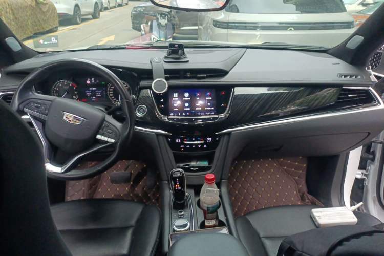 Used Cadillac XT6 2020 28T Seven-Seater Luxury Version Center Console