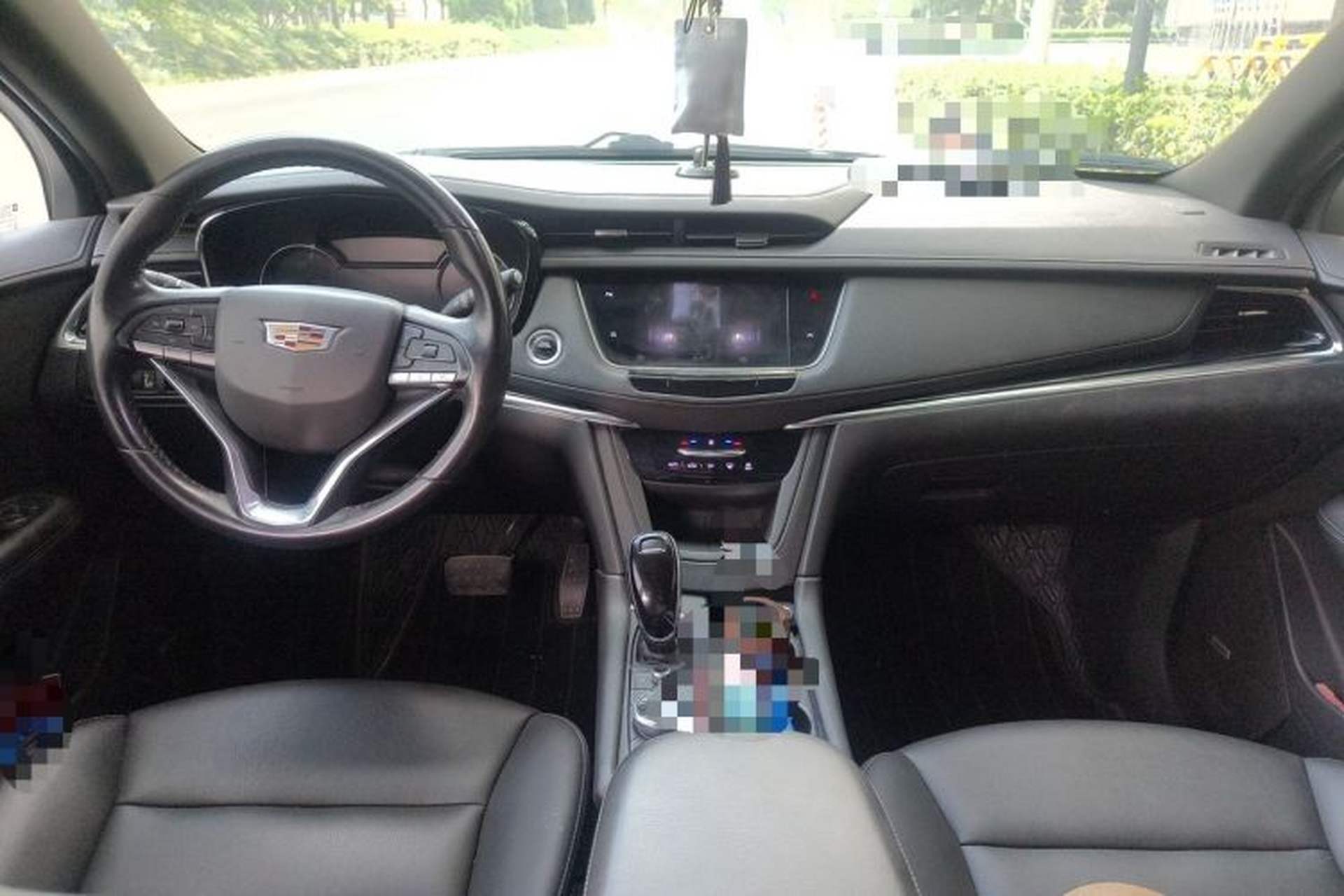 Used Cadillac XT6 2020 28T 7-Seater Four-Wheel Drive Luxury Version Center Console