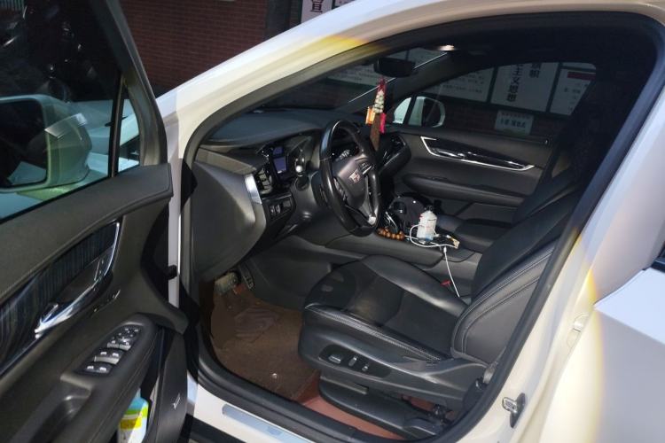 Used Cadillac XT6 2020 28T Six-Seater Four-Wheel-Drive Luxury Version Driver Seat