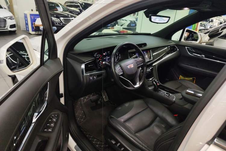 Used Cadillac XT6 2020 28T Six-Seater Four-Wheel-Drive Luxury Version Driver Seat