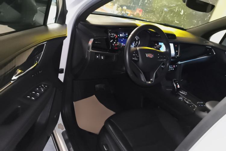 Used Cadillac XT6 2020 28T Six-Seater Four-Wheel-Drive Luxury Version Driver Seat