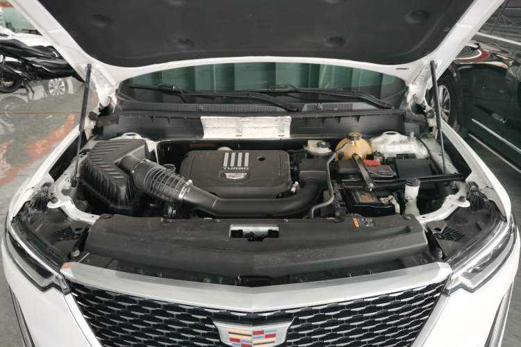 Used Cadillac XT6 2020 28T Six-Seater Four-Wheel-Drive Luxury Version Engine Bay