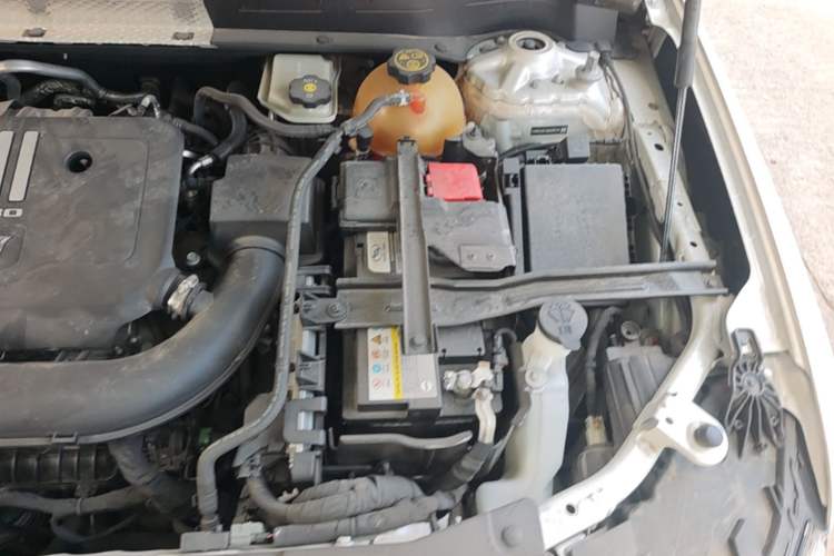 Used Cadillac XT6 2020 28T Six-Seater All-Wheel-Drive Fashion Edition Engine Bay Left