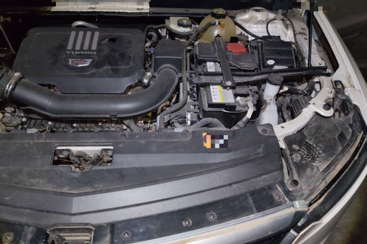 Used Cadillac XT6 2020 28T Six-Seater Four-Wheel-Drive Luxury Version Engine Bay Left