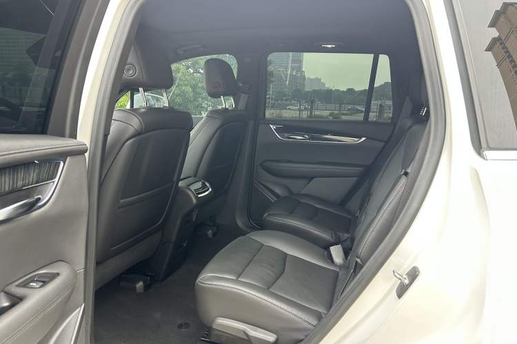 Used Cadillac XT6 2020 28T Six-Seater Luxury Version Exterior 11
