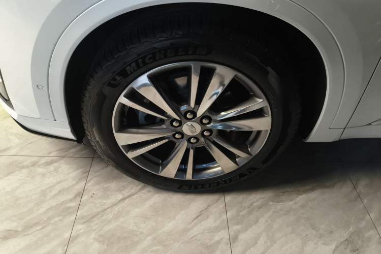 Used Cadillac XT6 2020 28T Six-Seater Four-Wheel-Drive Luxury Version Exterior 4