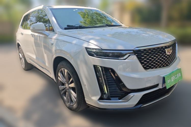Used Cadillac XT6 2020 28T Seven-Seater Luxury Version Front Right 45 Deg