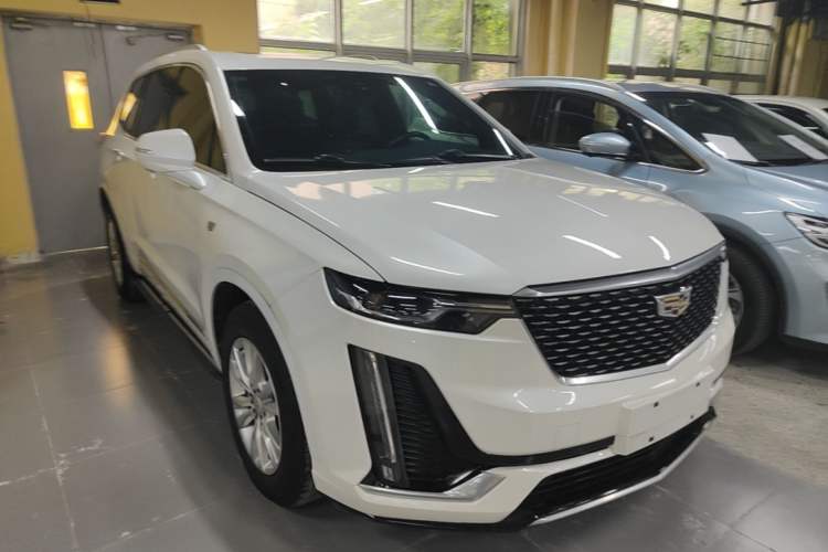 Used Cadillac XT6 2020 28T 7-Seater Four-Wheel Drive Luxury Version Front Right 45 Deg