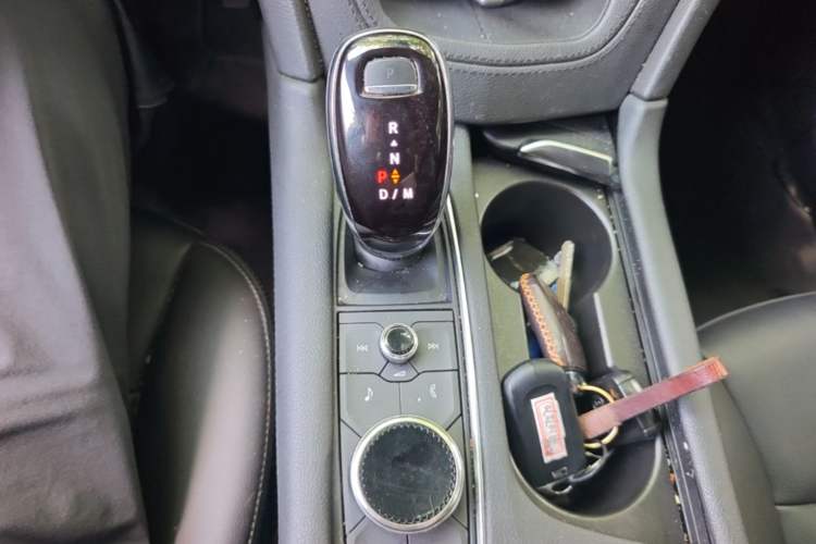 Used Cadillac XT6 2020 28T Six-Seater All-Wheel-Drive Fashion Edition Gear Lever