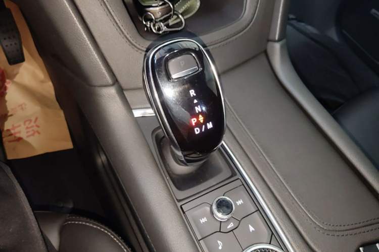 Used Cadillac XT6 2020 28T Six-Seater Luxury Version Gear Lever