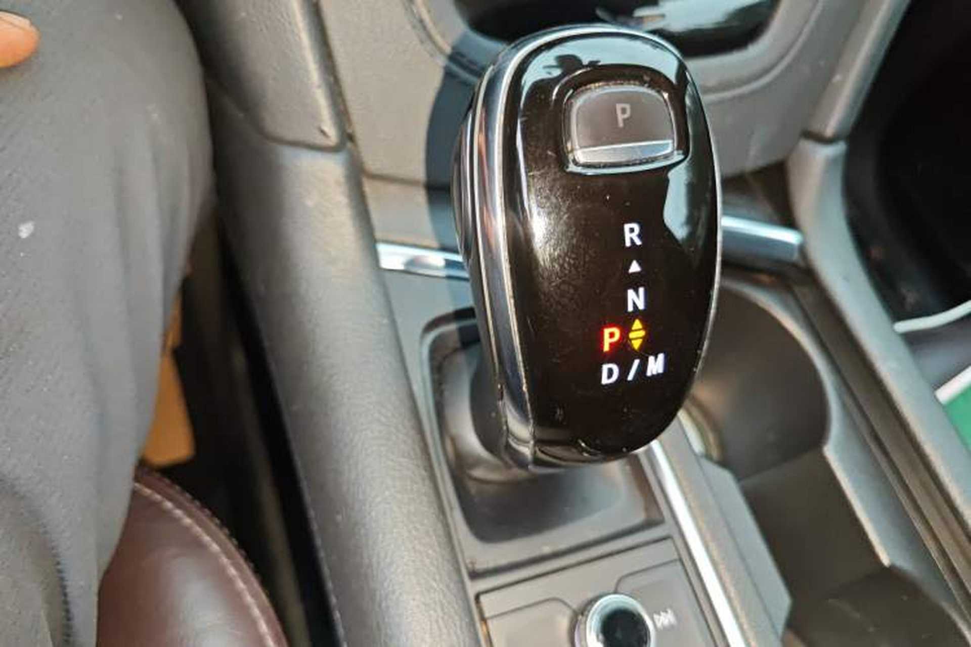 Used Cadillac XT6 2020 28T Six-Seater Four-Wheel-Drive Luxury Version Gear Lever
