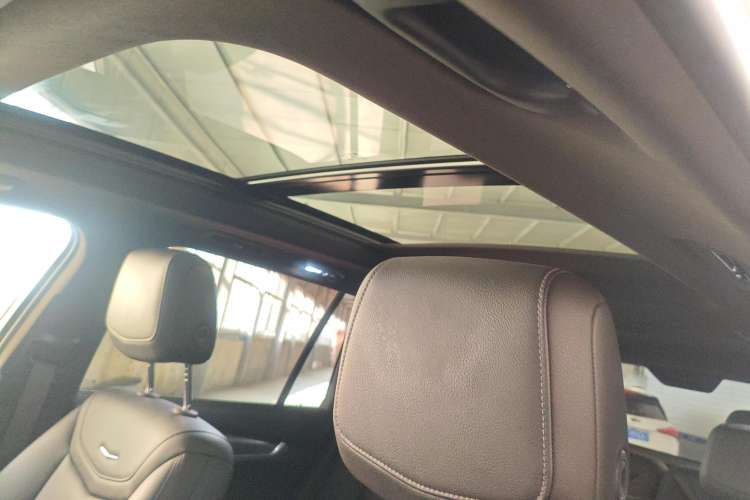 Used Cadillac XT6 2020 28T Seven-Seater Fashion Edition Headliner