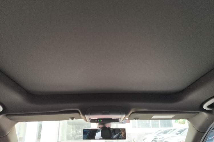 Used Cadillac XT6 2020 28T Six-Seater Luxury Version Headliner