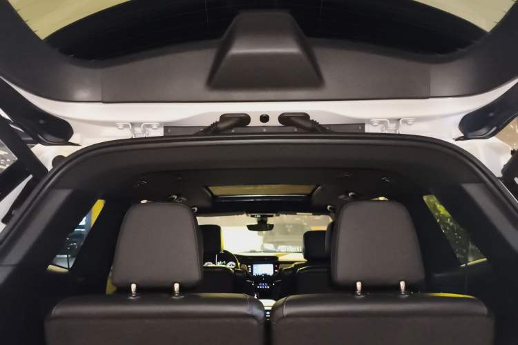 Used Cadillac XT6 2020 28T Six-Seater Four-Wheel-Drive Luxury Version Headliner