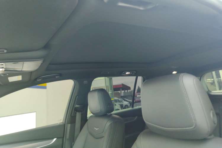 Used Cadillac XT6 2020 28T 7-Seater Four-Wheel Drive Luxury Version Headliner