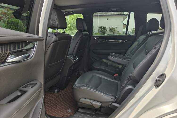 Used Cadillac XT6 2020 28T Six-Seater Four-Wheel-Drive Luxury Version Interior 3