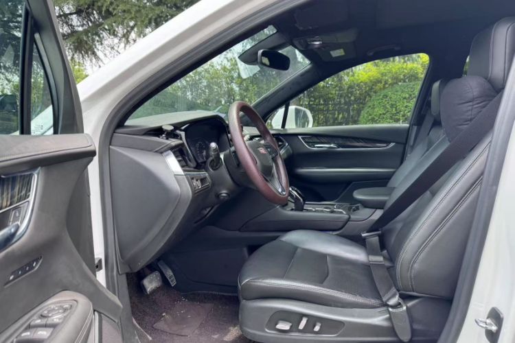Used Cadillac XT6 2020 28T Six-Seater Four-Wheel-Drive Luxury Version Interior 3