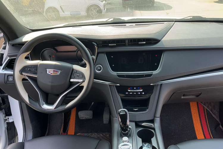 Used Cadillac XT6 2020 28T Seven-Seater Fashion Edition Interior 5