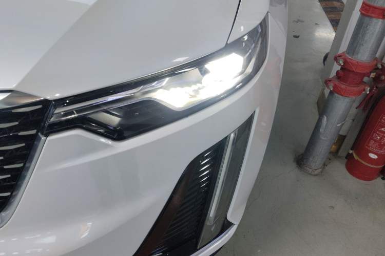 Used Cadillac XT6 2020 28T Six-Seater All-Wheel-Drive Fashion Edition Left Front Headlight