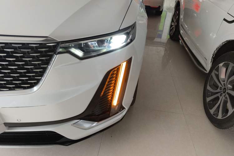 Used Cadillac XT6 2020 28T Six-Seater Luxury Version Left Front Headlight