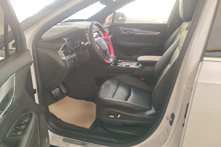 Used Cadillac XT6 2020 28T Seven-Seater Fashion Edition Left Front Seat