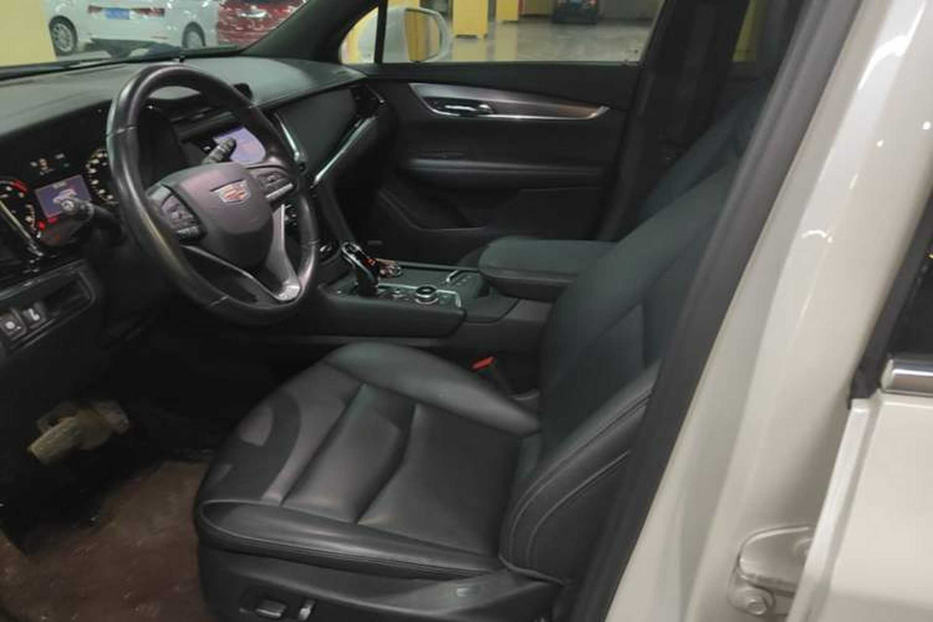 Used Cadillac XT6 2020 28T 7-Seater Four-Wheel Drive Luxury Version Left Front Seat