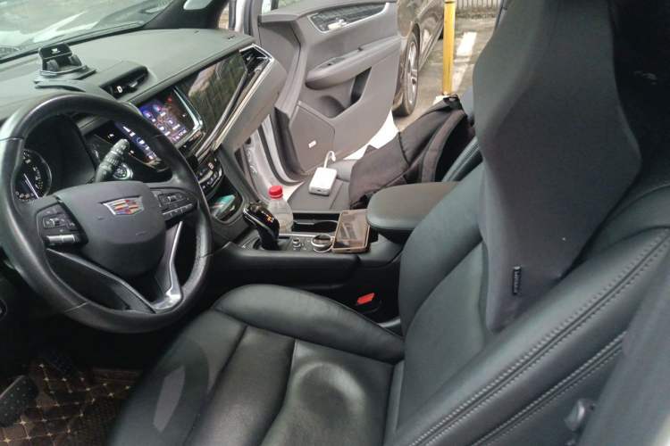 Used Cadillac XT6 2020 28T Seven-Seater Luxury Version Left Front Seat